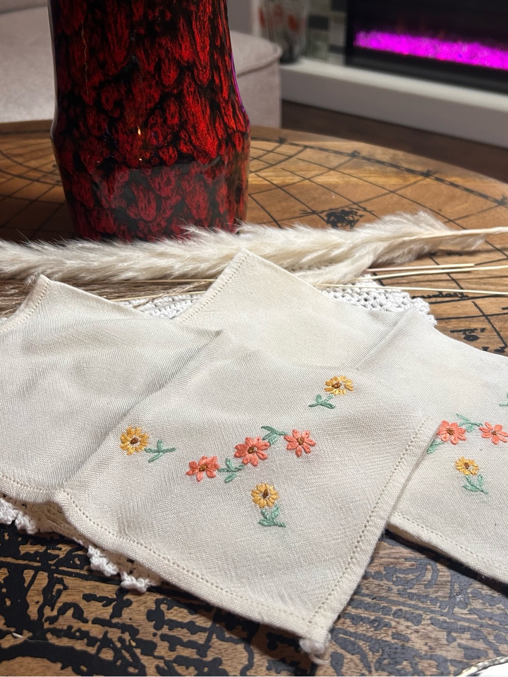 Vintage Hand Embroidered Floral Napkins Set of 2 | Linen Blend Cocktail Napkins